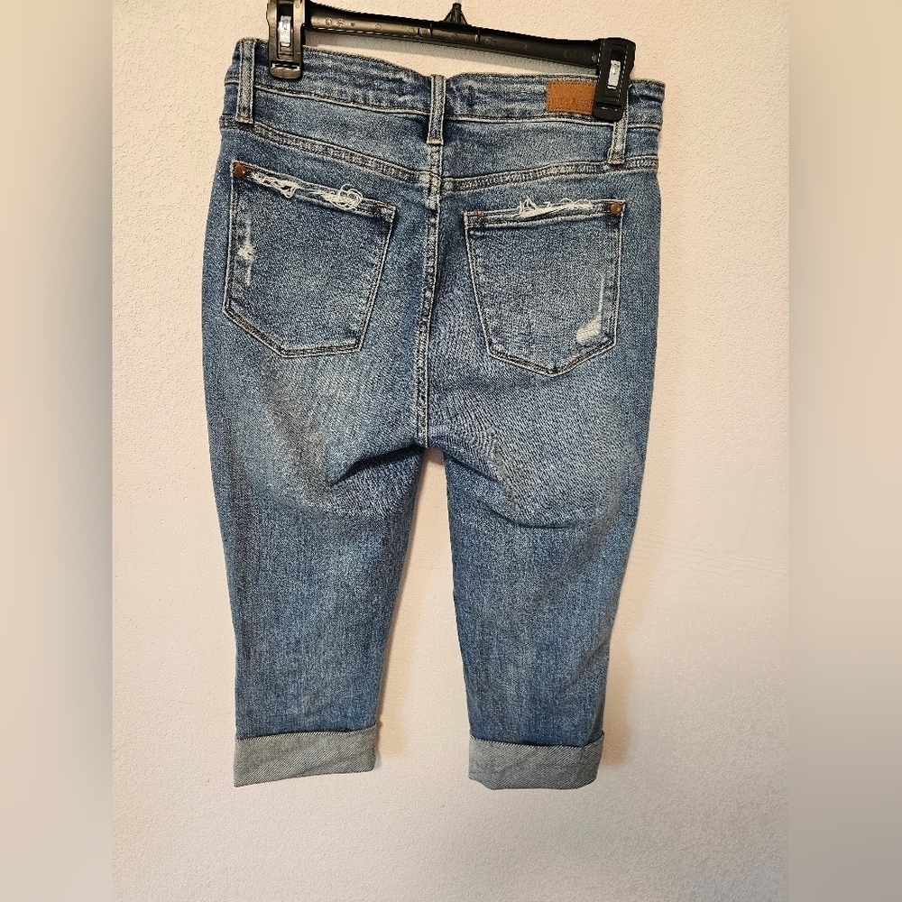 Judy Blue Relaxed Fit Cropped Jean Women's Size 27 or 5 - Picture 5 of 8